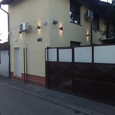 En * Dusanovac